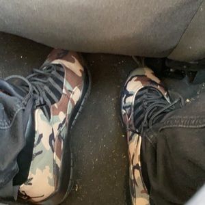 Meet your Posher, Aaron